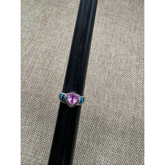 Sterling Silver Trillion-Cut Pink Stone Ring with Lab Opal Inlay – Size 7.25 Est - Picture 1 of 9